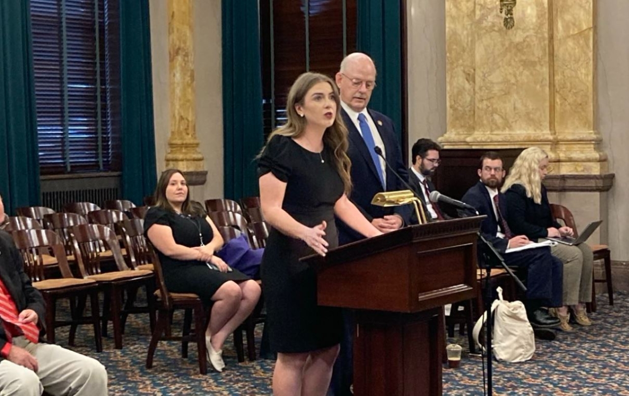 Rep Sweeney provides sponsor testimony alongside Rep. Bill Roemer before the Senate Workforce & Higher Education Committee in support of HB 203.