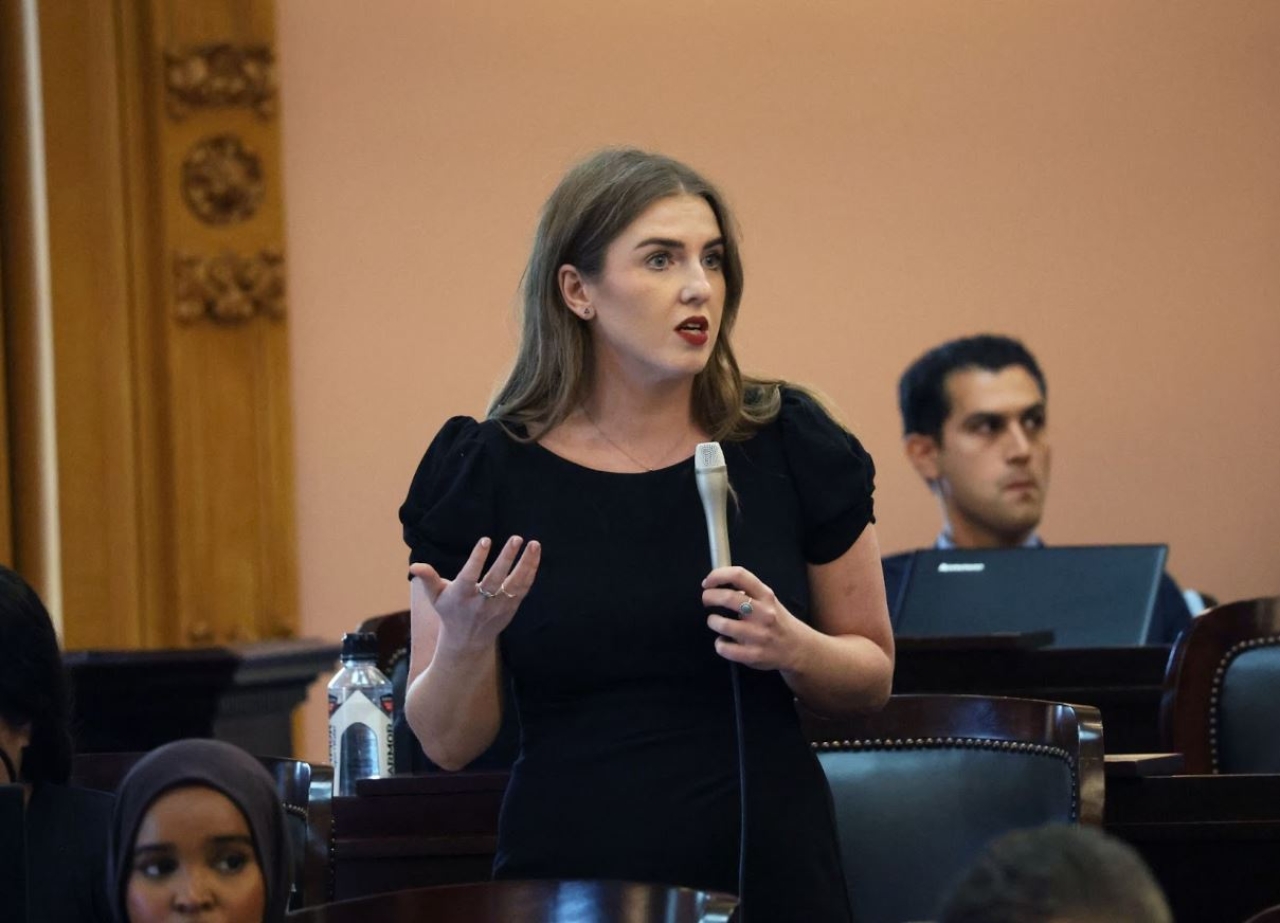 Rep Sweeney speaks on the House Floor in support of HB 79, her bipartisan bill to help lower Ohioans' utility bills & reduce energy usage at peak demand by creating voluntary energy efficiency program