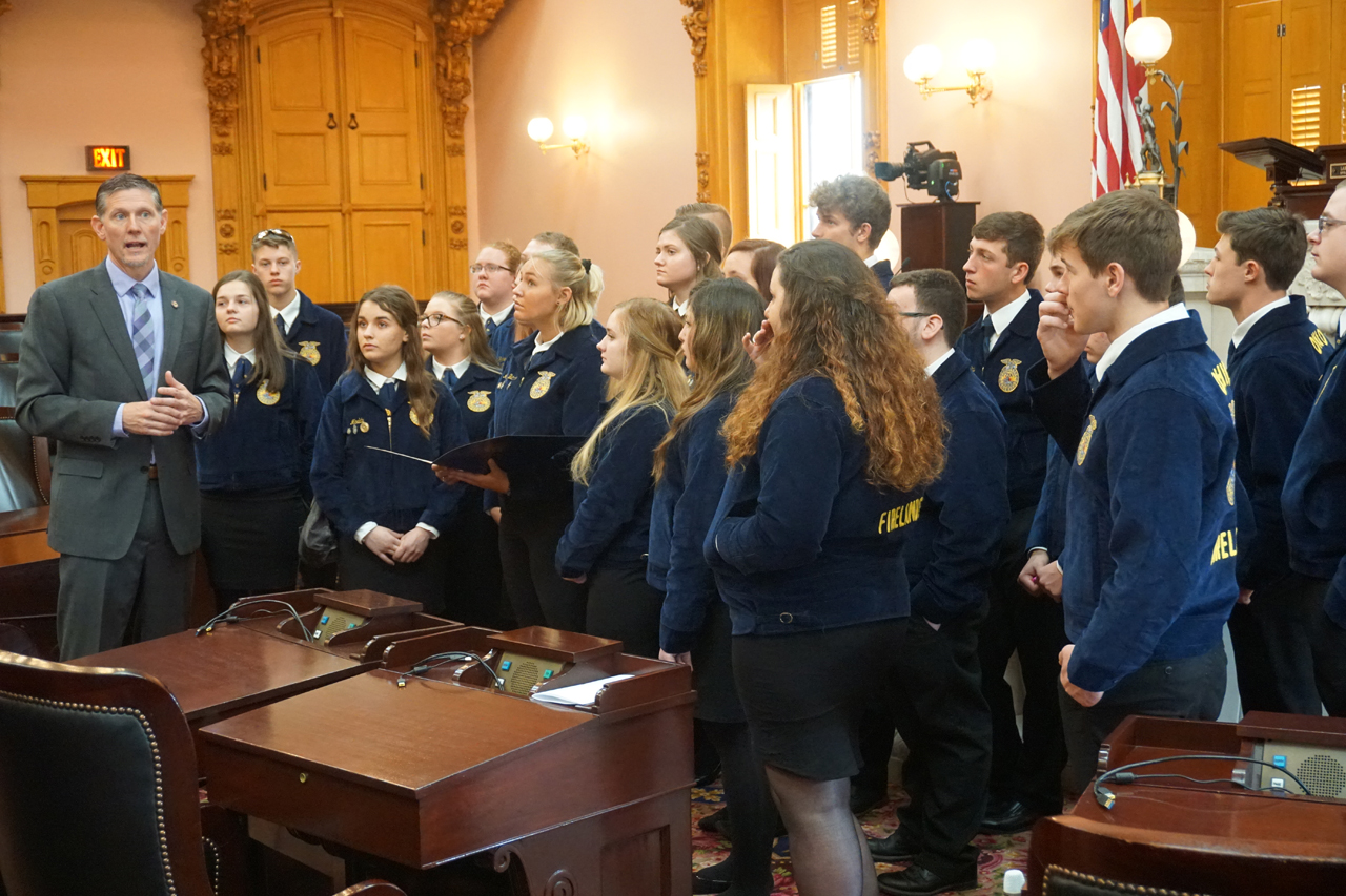 Rep. Miller speaks to Firelands High School FFA students in the House chamber