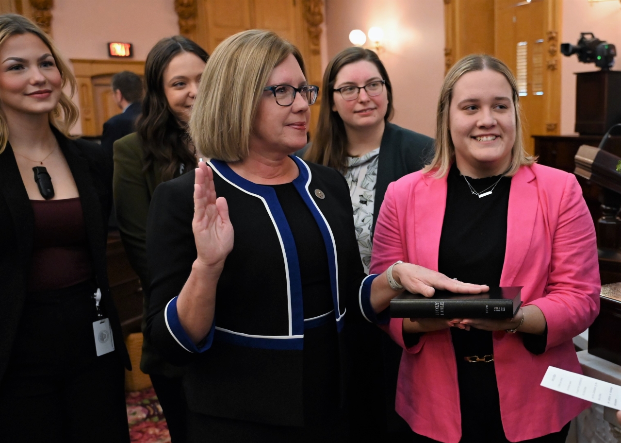 State Rep. Cindy Abrams takes the oath and begins her third term as State Representative for the 29th House District.