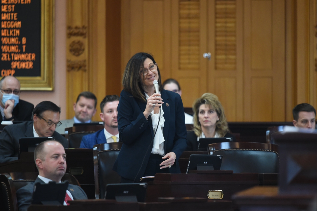 Rep. John gives a floor speech on her sponsored House Bill 87, which passed in the House and was later signed into law.
