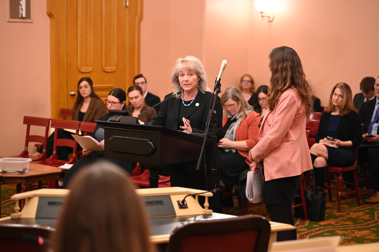 Rep. Ray provides sponsor testimony on legislation to support foster and kinship caregivers in Ohio.