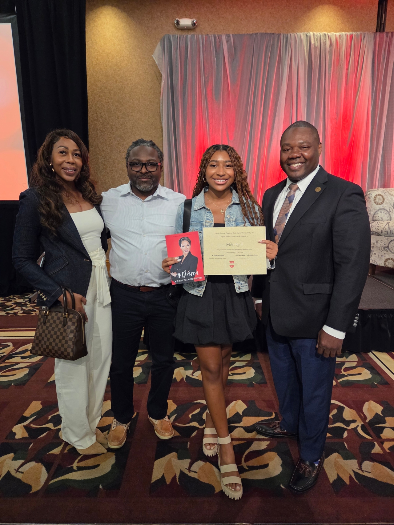 Rep. Rogers at the Delta Sigma Theta Sorority 47th Annual scholarship awards