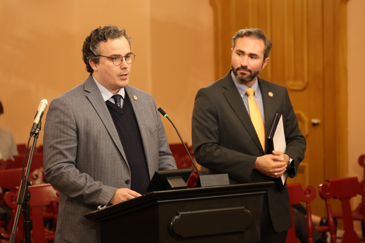 Rep Glassburn & Rep Thomas give sponsor testimony on HB 608 before the House Committee on Ways and Means.