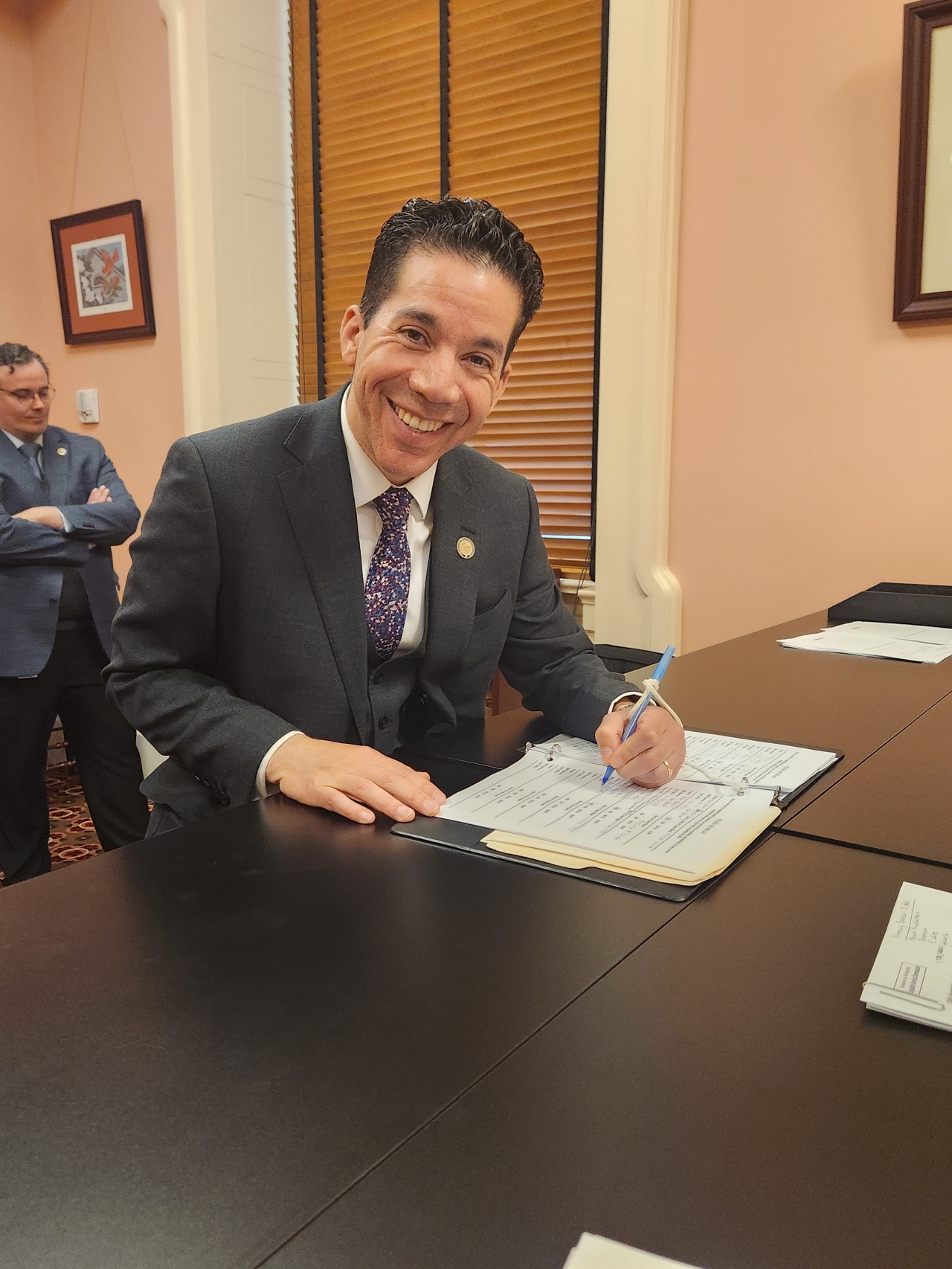 Rep. Hall introduces House Bill 891, the Fair Claims Accountability Act, which aims to set up patient protections in health insurance