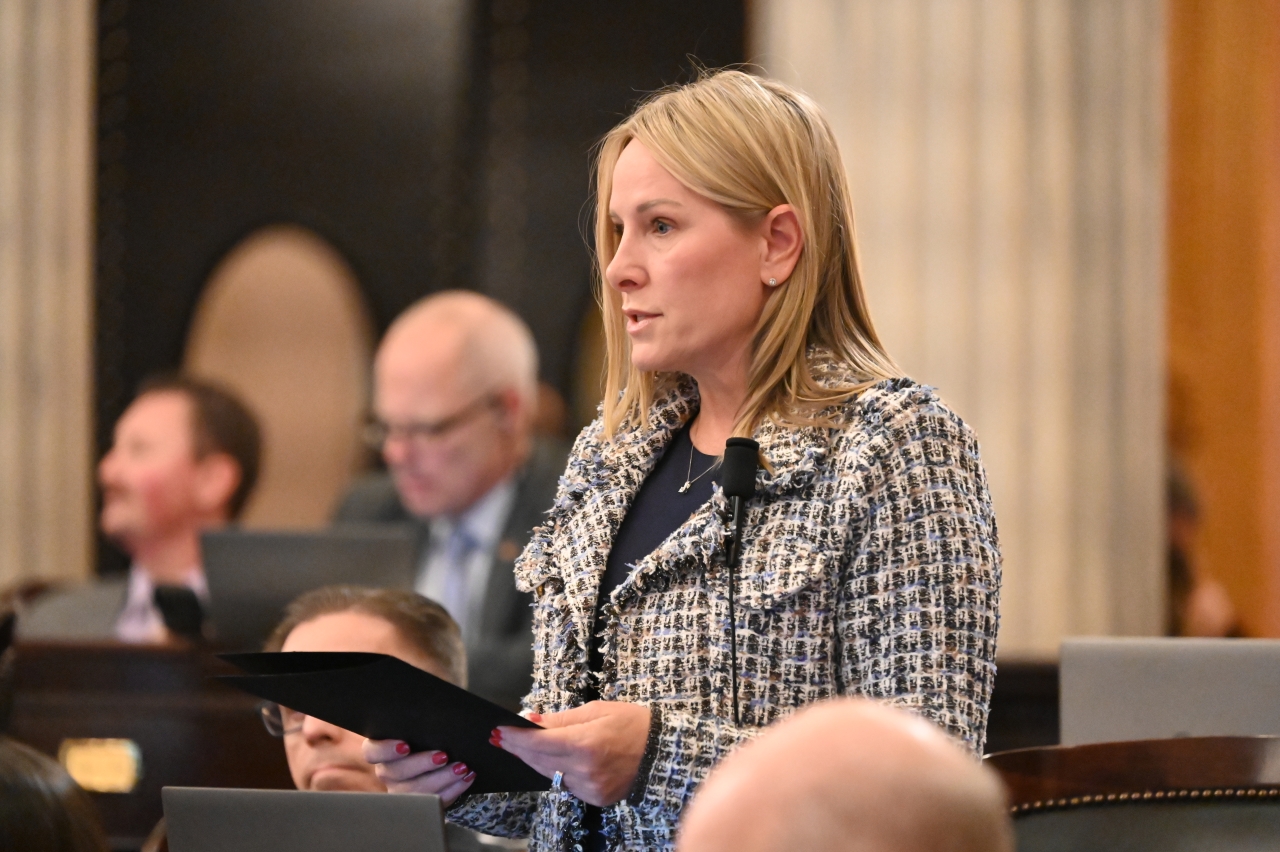 Rep. Deeter speaks on the House floor during session