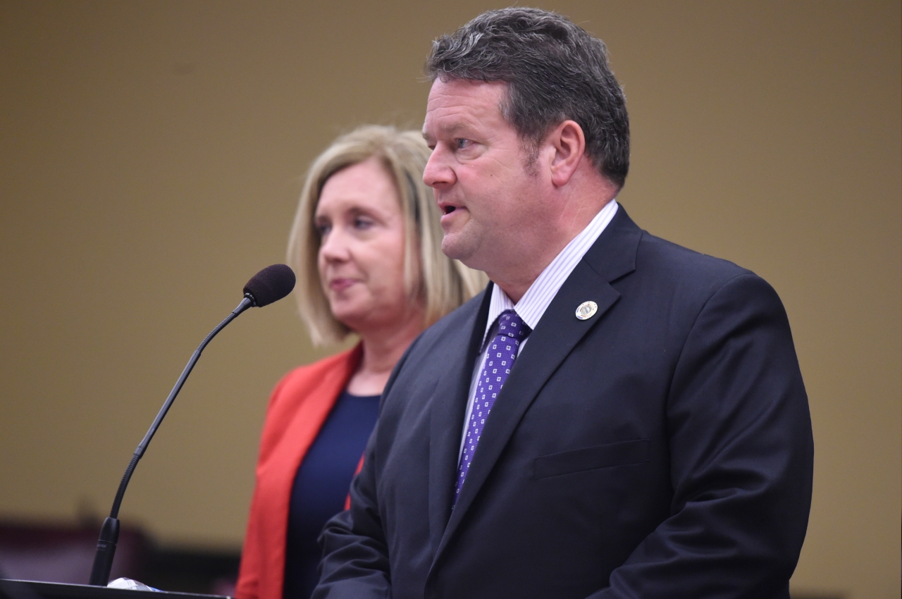 Lampton & Abrams Speak on Bill to Combat Distracted Driving in Ohio