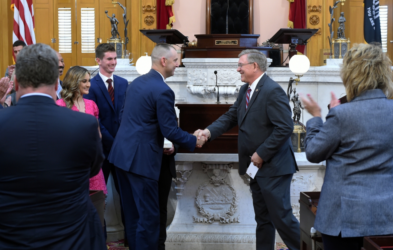 Kevin Miller Sworn in to Serve 72nd House District