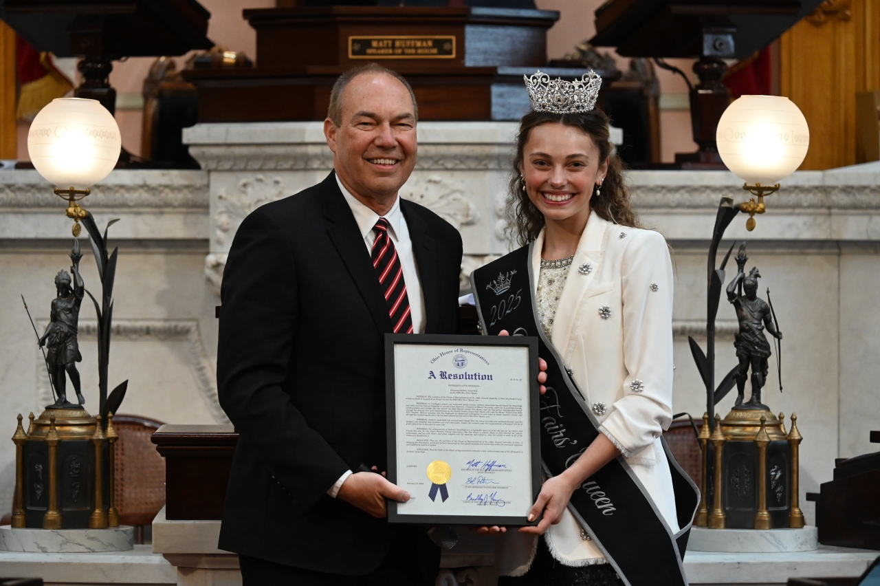 Peterson Recognizes Ohio State Fair Queen during House Session