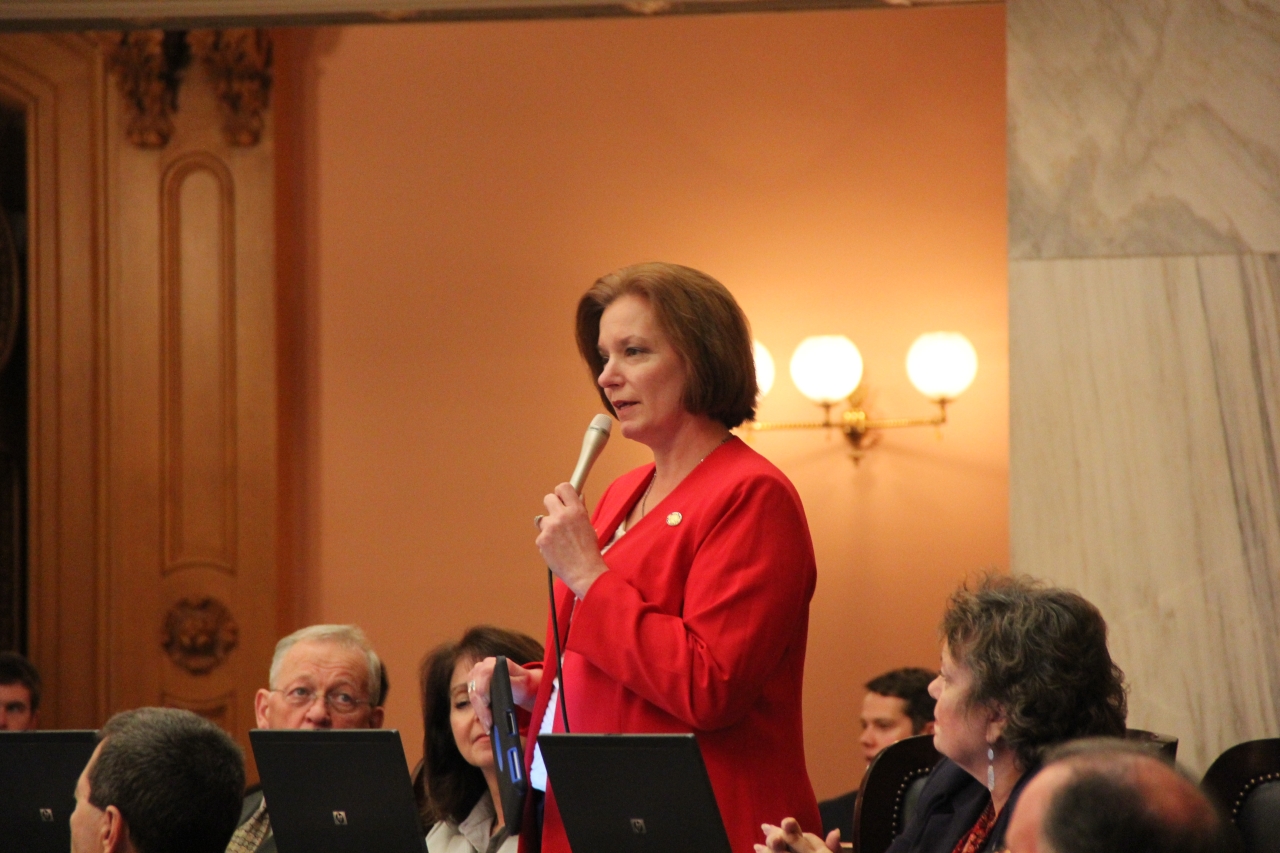 Rep. Anielski Applauds Passage of Bill That Expands Protections for Victims of Cyber Stalking